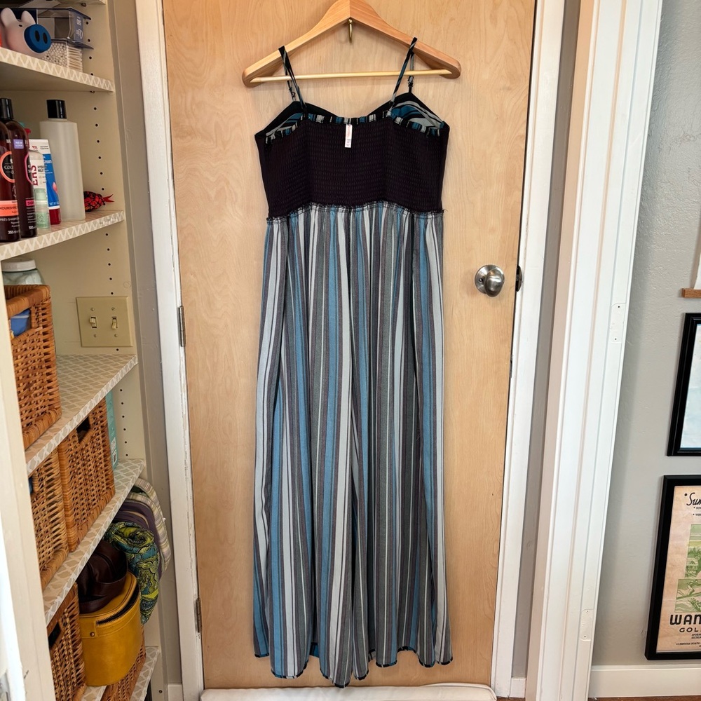 Multicolor Striped Jumpsuit Size XL Festival Summer Travel Event Guest Feminine - Picture 5 of 10